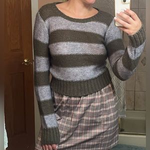 Aerie striped Sweater size Medium